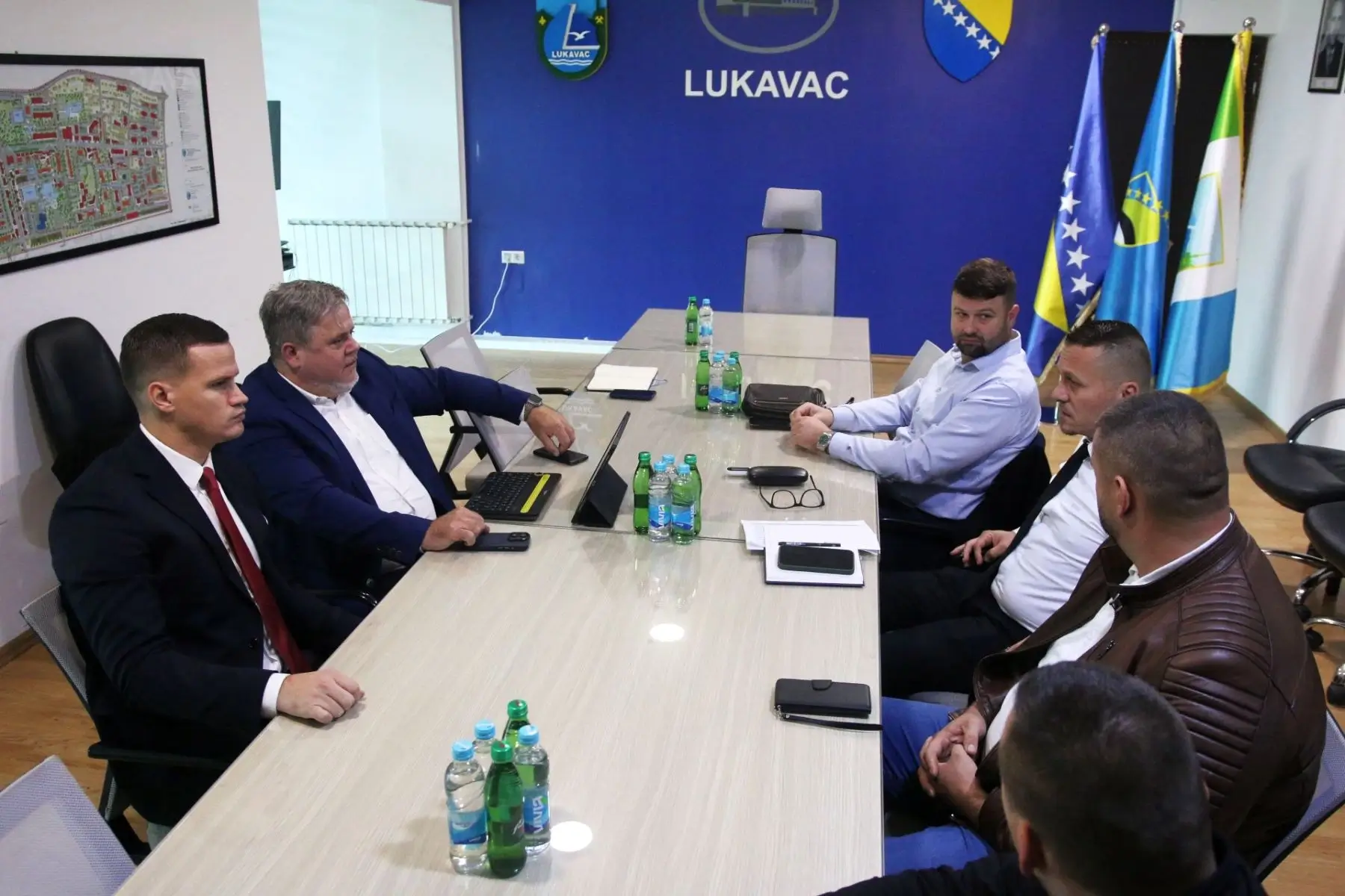 Vlada TK i Grad Lukavac udružuju snage  kako bi pomogli zbrinjavanje radnika Koksare